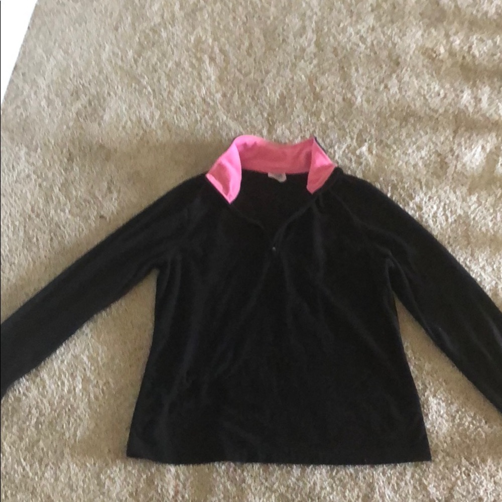 Black jacket with pick collar